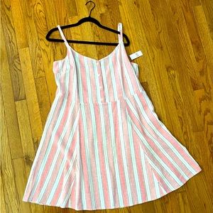 Never been worn Gap dress size XL